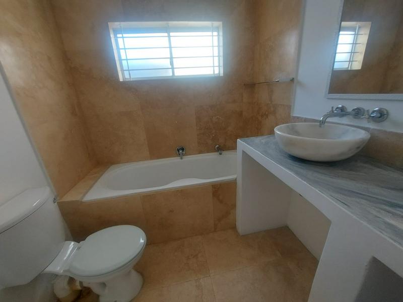 To Let 2 Bedroom Property for Rent in Lagoon Beach Western Cape